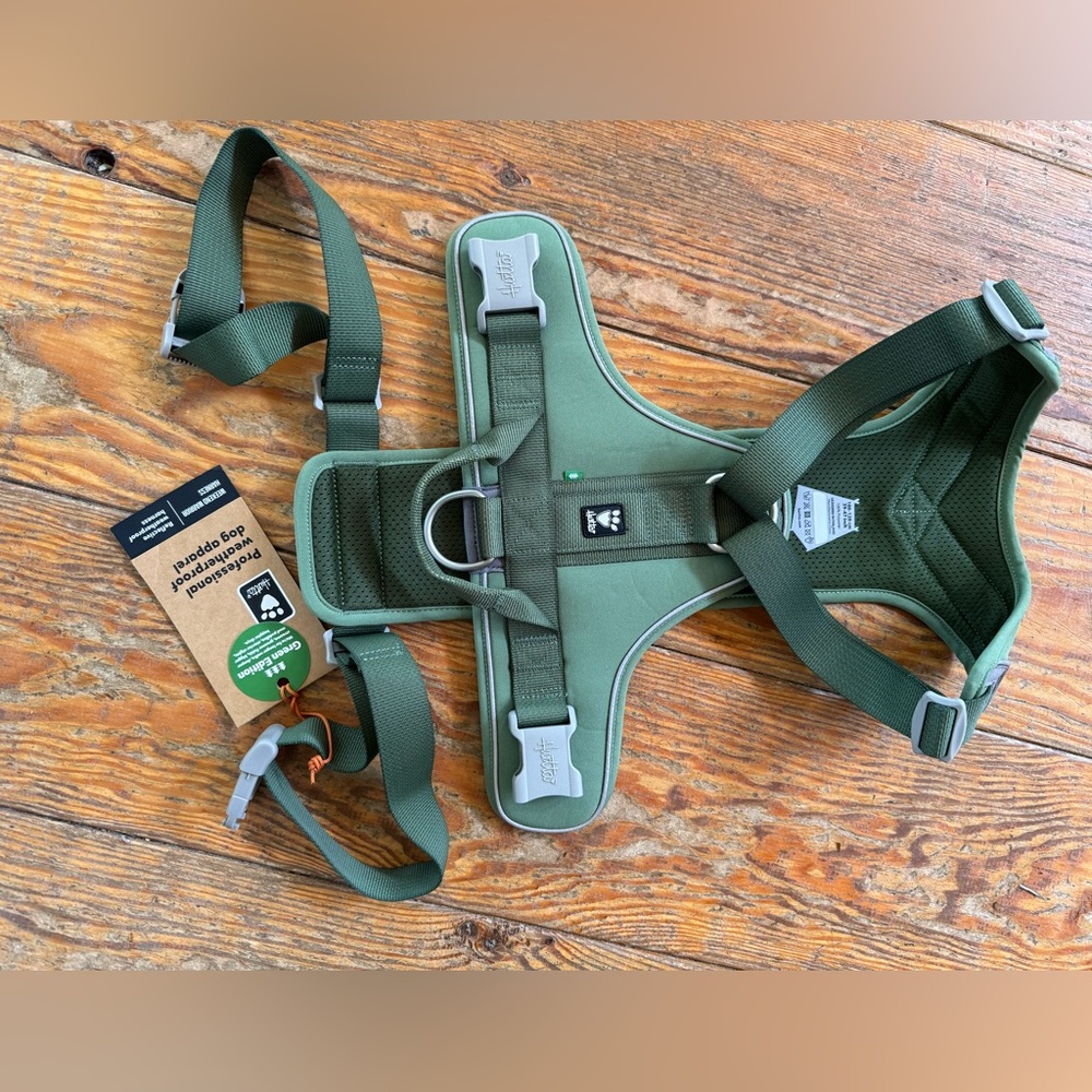 Hurtta weekend warrior harness 39-47”.